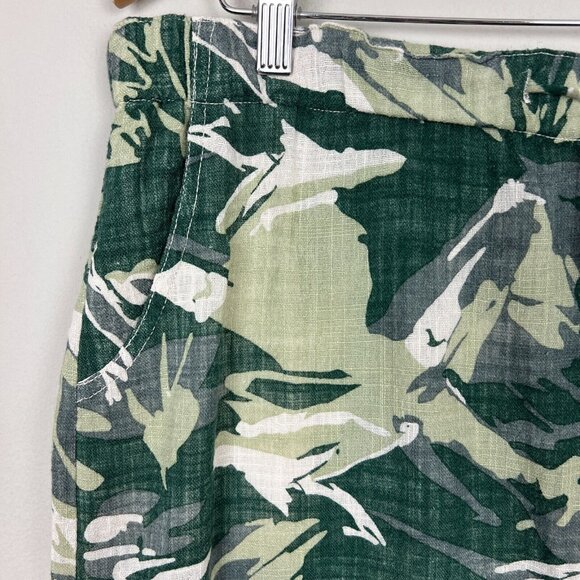 XCVI Wearables Shorts Womens‎ XL Green Camo Drawstring Cotton Pockets Casual - Picture 3 of 13